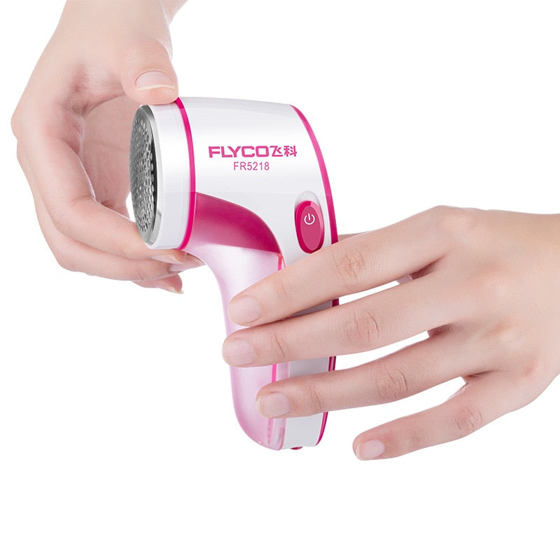 GlowLift Fabric Lint Remover – Electric Mini Shaver